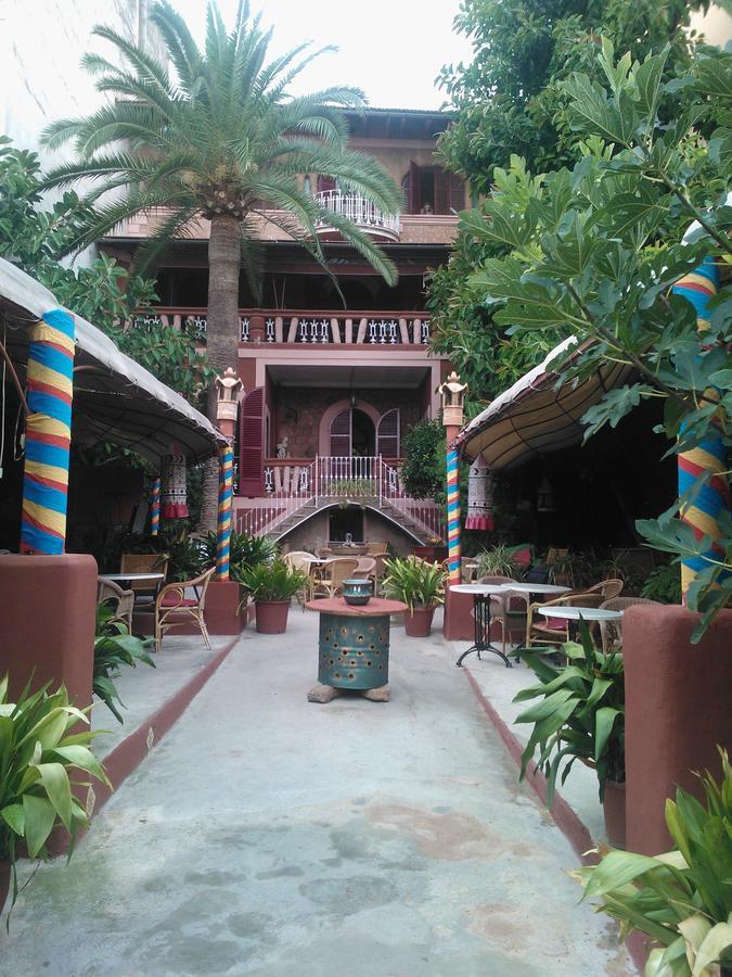 Hostal Corona Palma de Mallorca Exterior photo