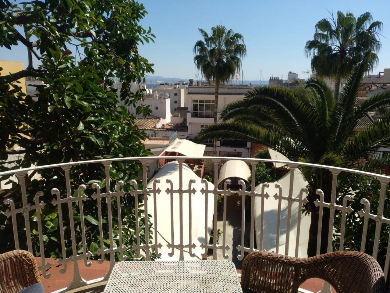 Hostal Corona Palma de Mallorca Exterior photo